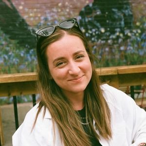 Meet your Posher, Roxanne